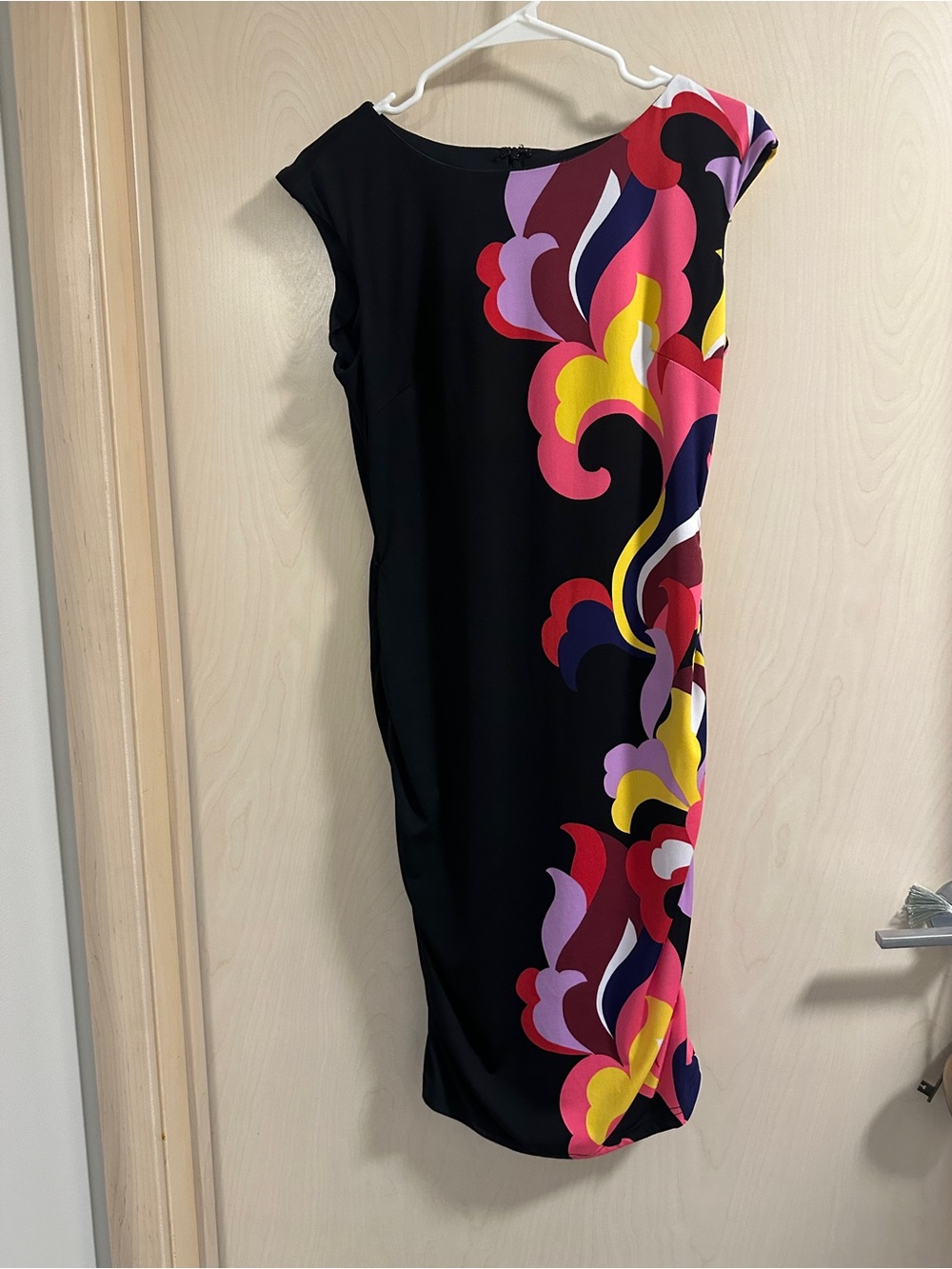 Sophia Christina Artsy Ruched Bodycon Sz 8 Midi Dress